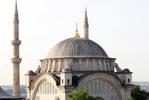 Nuruosmaniye Camii - Nuruosmaniye Mosque